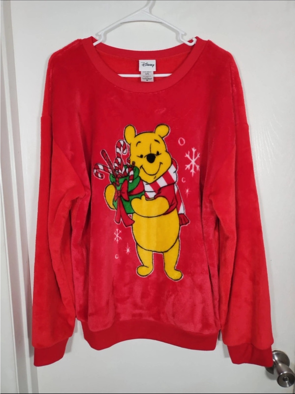 Disney XL Stitched Winnie the Poo Red Fleece